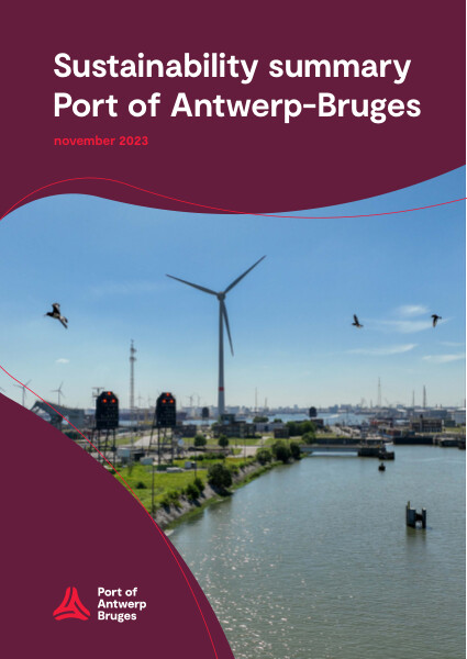 Dit rapport biedt een overzicht van het ESG-beleid van Port of Antwerp-Bruges en de voornaamste focuspunten van de afgelopen vijf jaar. Het geeft een totaalbeeld van onze inspanningen op het gebied van milieu en klimaat, maar ook van het sociale en bestuurlijke aspect van onze bedrijfsvoering.